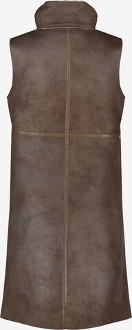 GERRY WEBER Vest in Brown