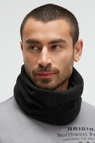 CAMP DAVID Scarf in Black: front