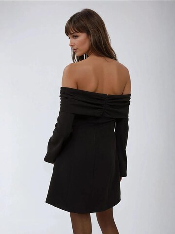 Robe de cocktail Hiccup en noir