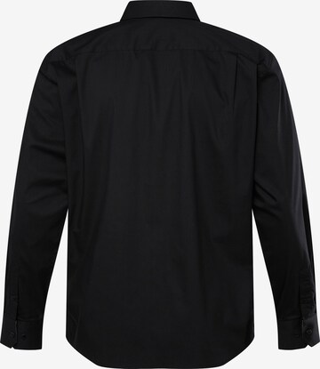 Coupe regular Chemise Boston Park en noir