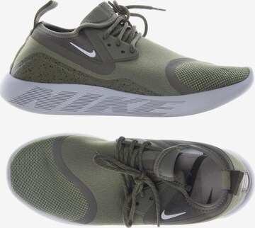 NIKE Sneakers & Trainers in 42,5 in Green: front