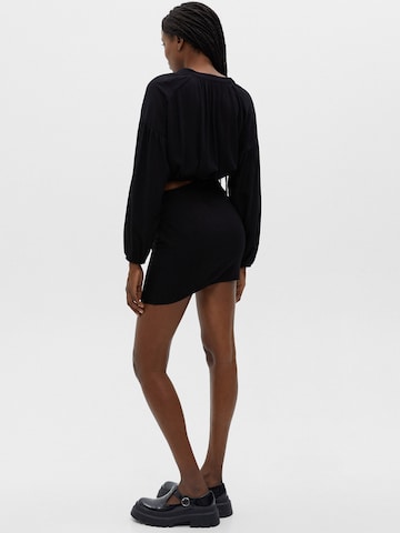 Bluză de la Pull&Bear pe negru