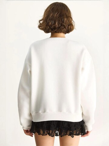 Sweat-shirt Bianco Lucci en blanc