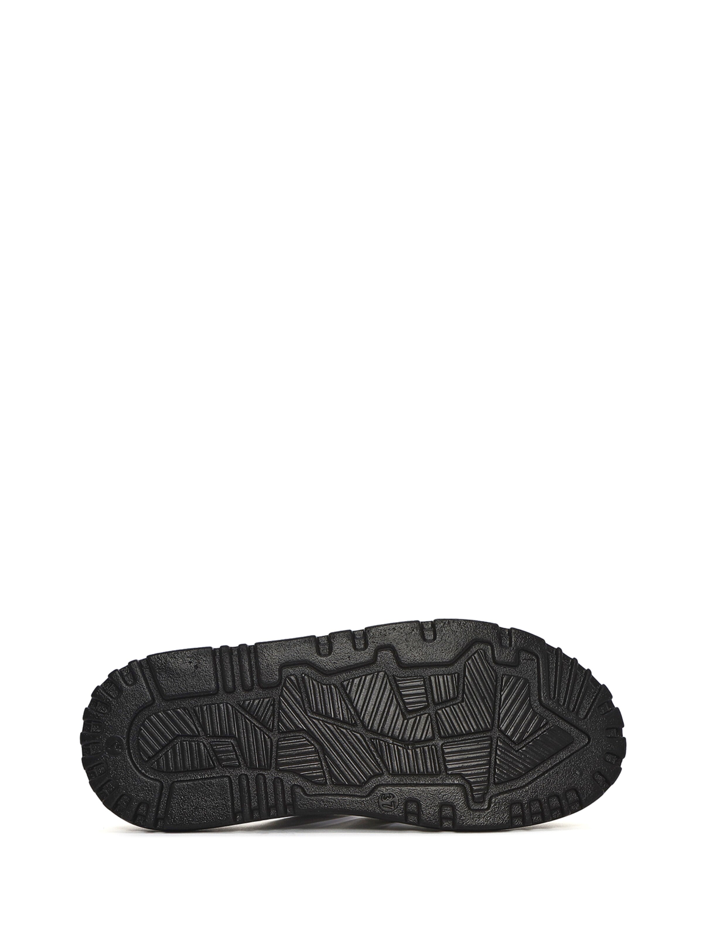 Zoccoletto di Derimod in nero