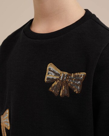 WE Fashion Sweatshirt in Black