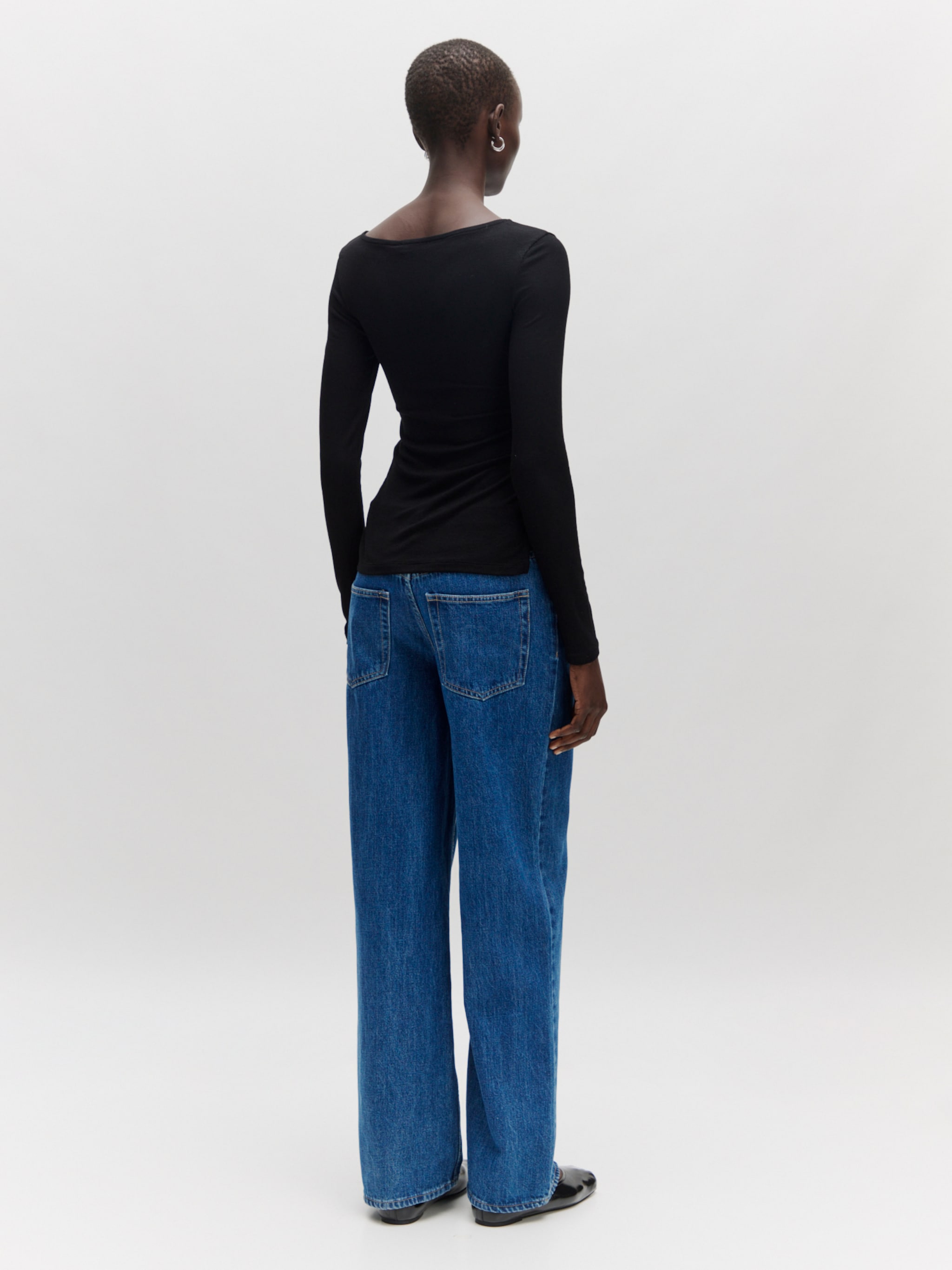 EDITED Producten Shirt 'Rahel' Zwart