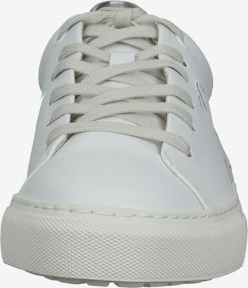 ENBALANCED Sneakers in White
