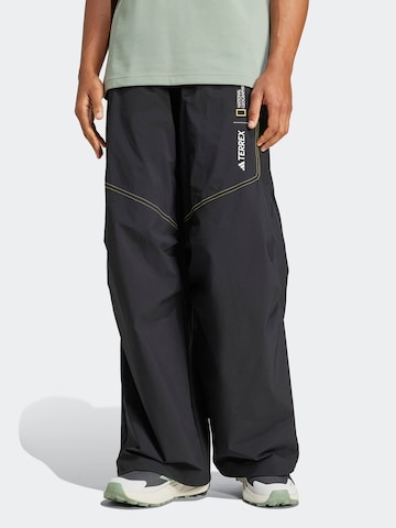 ADIDAS TERREX Loosefit Outdoorbroek 'National Geographic' in Zwart: voorkant