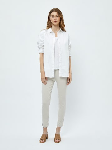 Slimfit Pantaloni 'Carma' di minus in beige