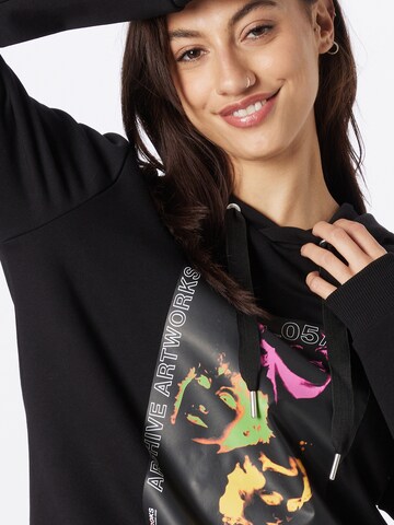 LOOKS by Wolfgang Joop Sweatshirt in Black