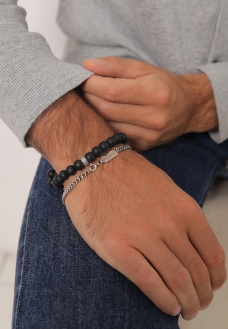 Bracelet KUZZOI en noir : devant