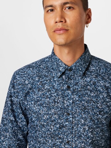 HUGO - Ajuste estrecho Camisa 'Elisha' en azul