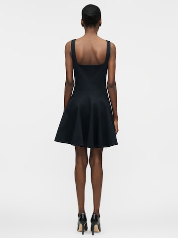 Versace Jeans Couture Poletna obleka | črna barva