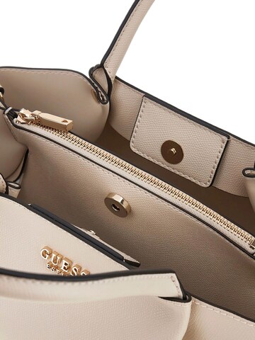 Borsa a mano 'Amorette Girlfriend' di GUESS in bianco