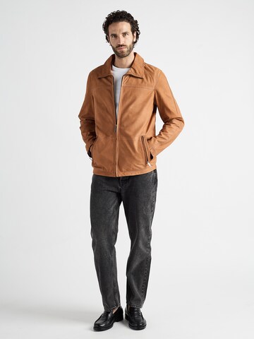 JCC Tussenjas in Bruin