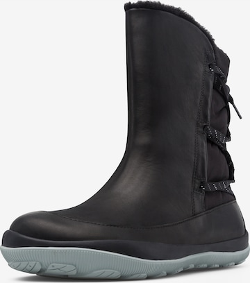 CAMPER Snow Boots in Black: front