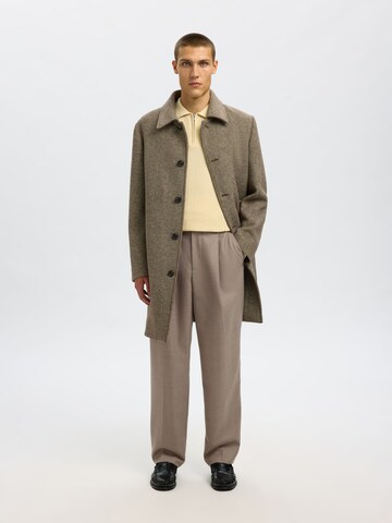SELECTED Regular Trousers in Brown