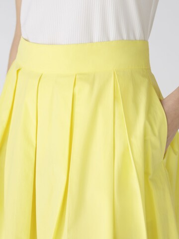 OUI Skirt in Yellow