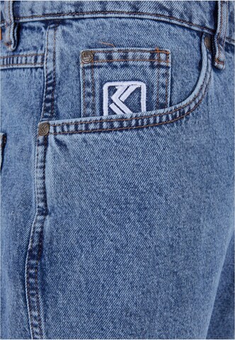 Tapered Jeans de la Karl Kani pe albastru