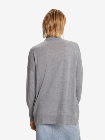 ESPRIT Sweater in Grey