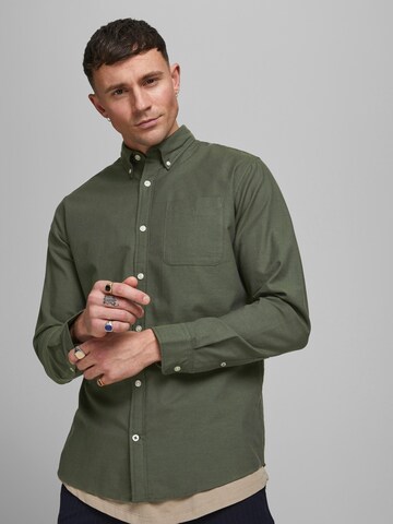 žalia JACK & JONES Priglundantis modelis Marškiniai 'Oxford'