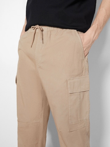 Bershka Loosefit Hose in Beige