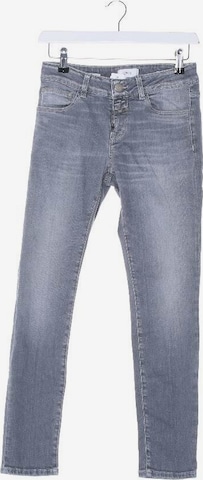 Closed Jeans in 25 in Grey: front