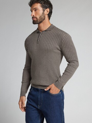 IUMAN Intimissimi Sweater in Grey