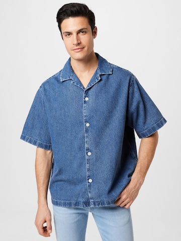 LEVI'S ® Comfort fit Button Up Shirt in Blue: front