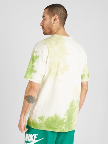 Tricou 'M90 PREM ESSNTL' de la Nike Sportswear pe verde