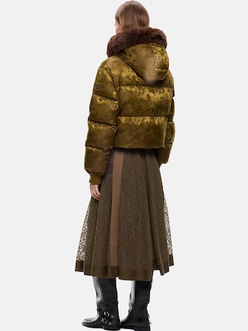 Giacca invernale 'PINKO PIASTRAIA IMBOTTITO RASO TECNICO JACQUARD GIUBBINO' di PINKO in verde