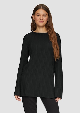 QS Shirt in Black: front