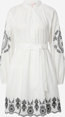 ONLY - Vestido camisero en blanco: frente