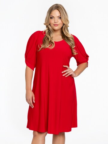 Yoek Dress in Red: front