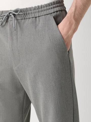 Les Deux Regular Pants in Grey