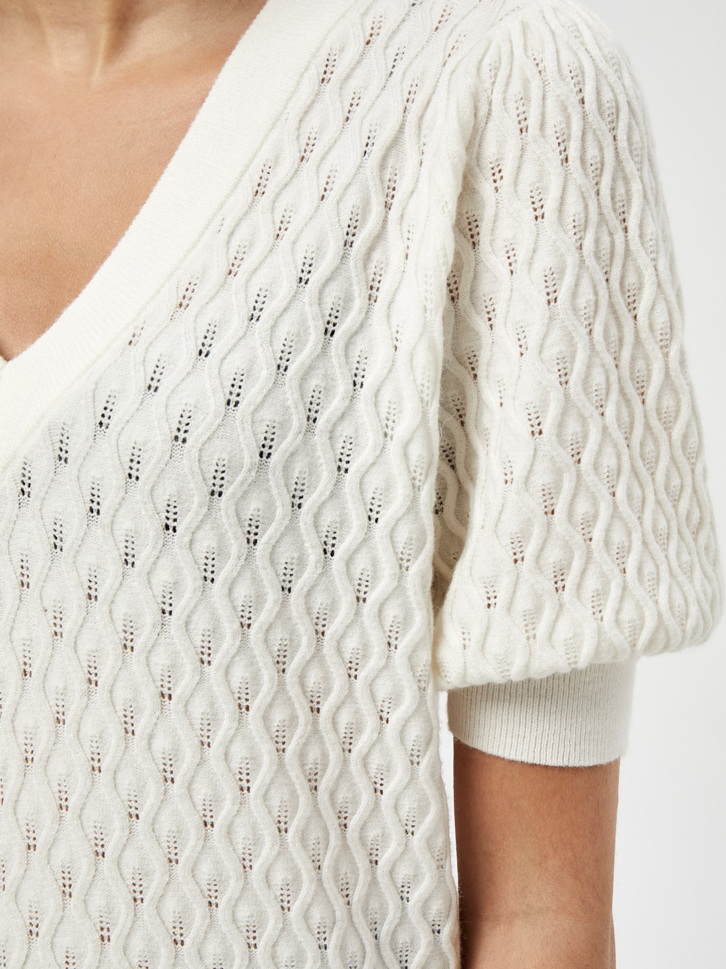 Peppercorn Top 'Rosalia' in White