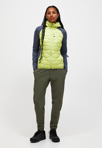 PEAK PERFORMANCE Outdoorjas in Groen: voorkant