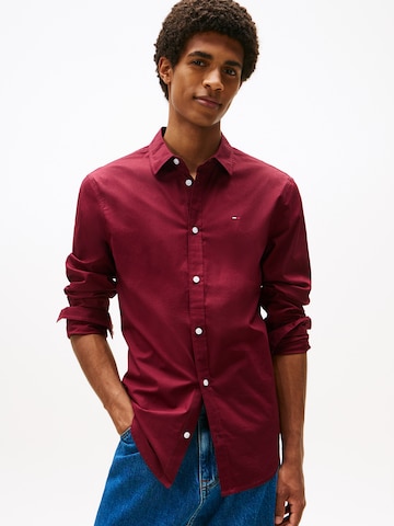 Tommy Jeans Slim Fit Paita värissä punainen: etupuoli