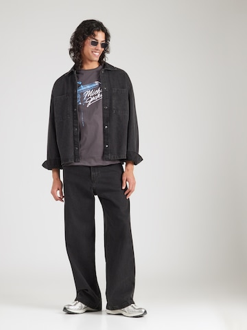 T-Shirt 'MICHAEL JACKSON KING OF POP' AMPLIFIED en gris
