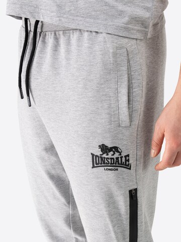 pilka LONSDALE Siaurėjantis Kelnės 'Grinstead'