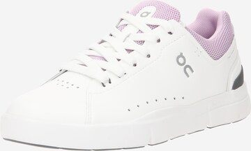 On Sports shoe 'The Roger Advantage' in White: front