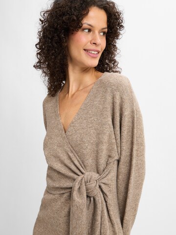 Marie Lund Knit dress in Beige