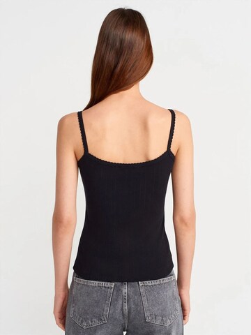 Dilvin Top in Black