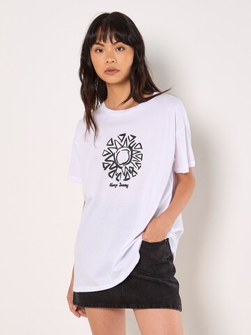 T-shirt ' ' Apricot en noir : devant