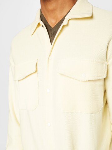 BURTON MENSWEAR LONDON Between-Season Jacket in Beige