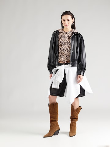 Hailys T-shirt 'Ba44ria' i brun