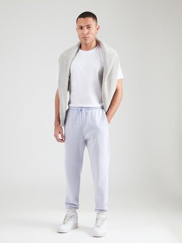 Nike Sportswear Regularen Hlače 'CLUB' | vijolična barva