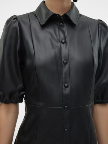 Robe-chemise 'SIGGI ' VERO MODA en noir