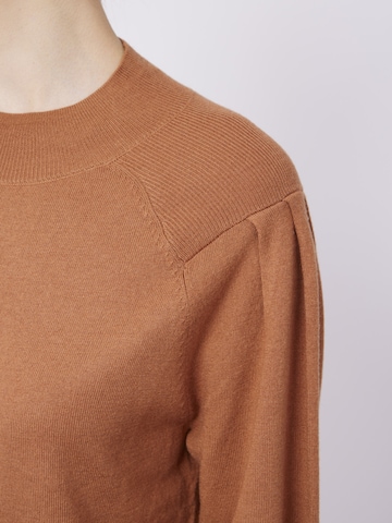 VICCI Germany Sweater in Brown