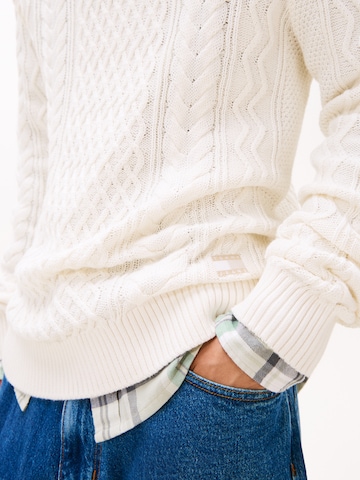 Tommy Jeans Sweater in White